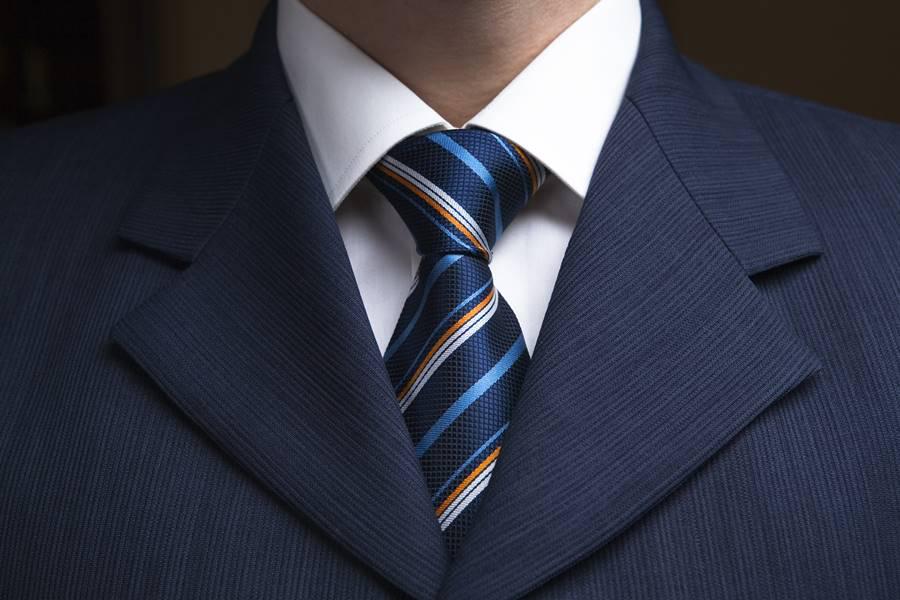 ¿Corbata o pajarita? Cómo elegir el atuendo perfecto para una fiesta