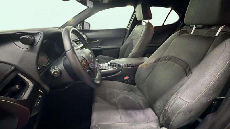 Lexus UX 5 AÑOS GARANTÍA
