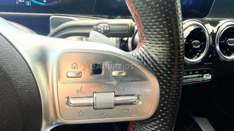 Mercedes GLB 200 AMG LINE Techo Panorámico