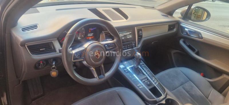 Porsche Macan S