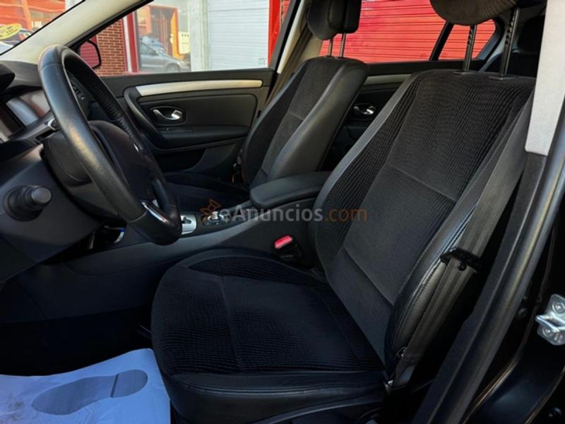 Renault Laguna Dynamique 2.0dCi Auto