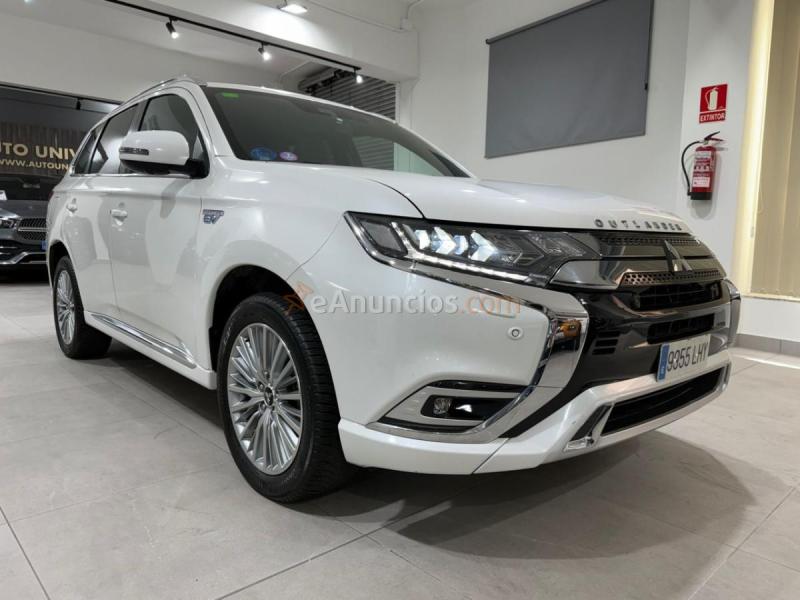 Mitsubishi Outlander 2.4 PHEV AWD KAITEKI+