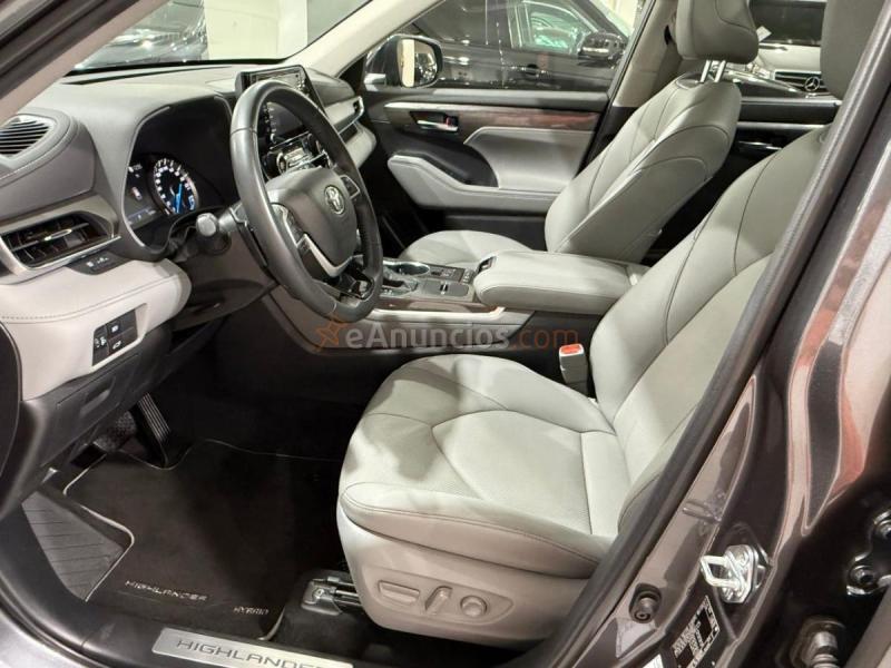 Toyota Highlander 2.5 HYBRID AWD AUTO 7 PLAZAS