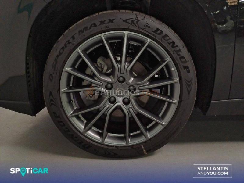 Leapmotor C10  C10 REEV 28.4 kWh  Auto Design