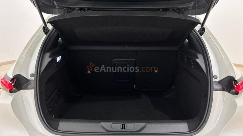 Peugeot 308 1.2 PURETECH 130 EAT8 GT 5P
