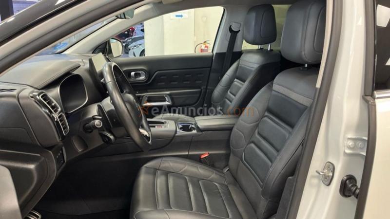 Citron C5 Aircross 1.6 HYBRID 225 SHINE AUTO 5P