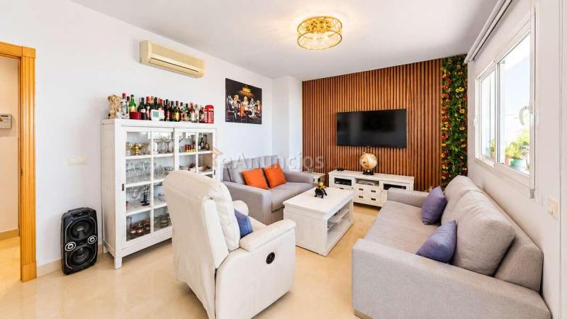 ático con espectacular terraza, vistas al mar y orientación sur en baviera golf