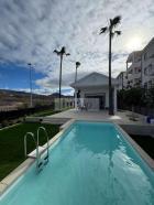 Villa independiente de lujo en exclusiva con Piscina privada y vistas al mar – Los Cristianos