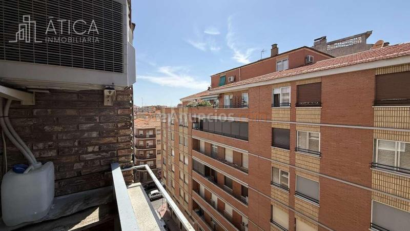 Piso en Avda. Portugal - Avda. Italia, Salamanca.