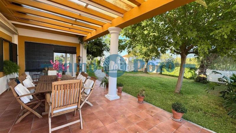 Chalet en venta en almendralejo – zona san marcos