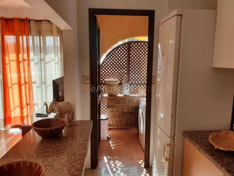 Apartamento en planta baja con terraza, piscina y orientación sur en Costa del Silencio-Las Galletas