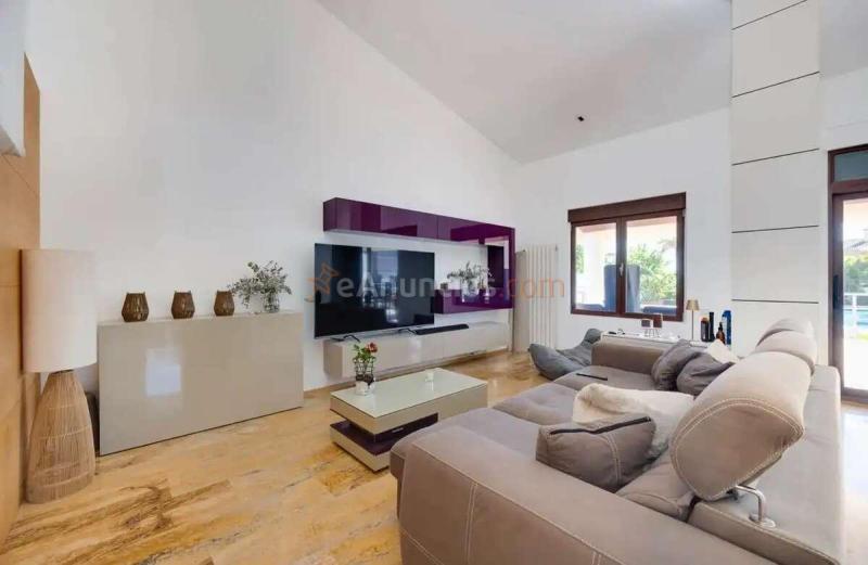 Villa mediterránea de lujo en Algezares, Murcia, con parcela de 3.800 m y vistas al Valle de la Fuensanta