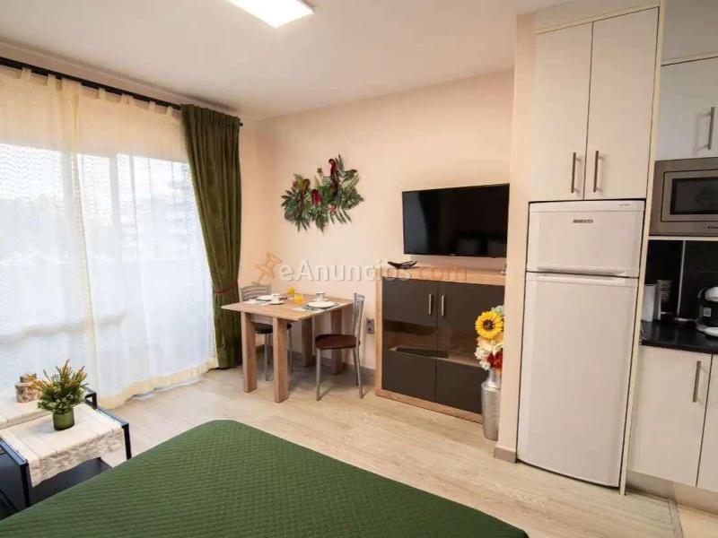 Estudio con terraza, ascensor y piscinas en BenalBeach, Parque de la Paloma