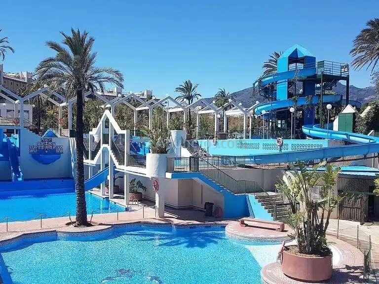 Estudio con terraza, ascensor y piscinas en BenalBeach, Parque de la Paloma