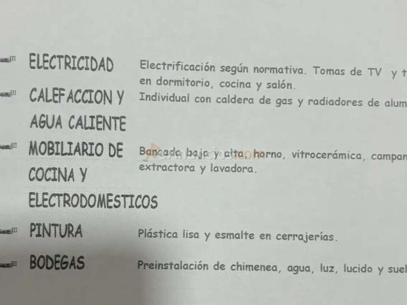 Entreplanta de 1 dormitorio con terraza cubierta, ascensor, garaje y trastero en Villarrapa