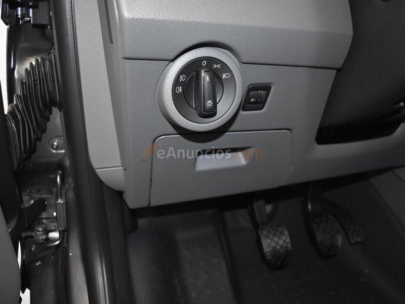 Volkswagen Caravelle 2.0 TDI 110CV Origin 9 Plazas