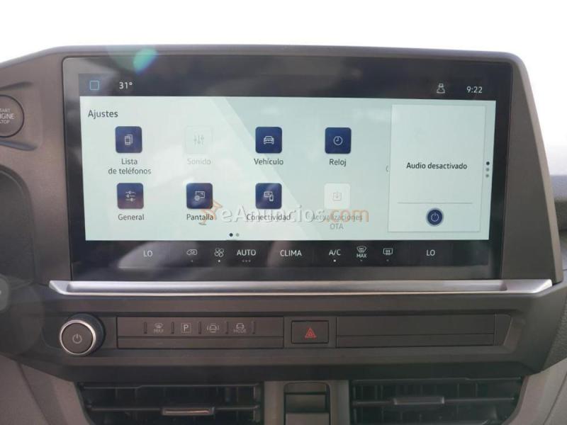 Volkswagen Caravelle 2.0 TDI 150CV Corta DSG 9 plazas