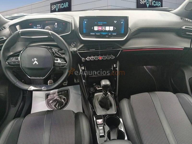 Peugeot 2008   Puretech 130 S&S 6 Vel. MAN GT