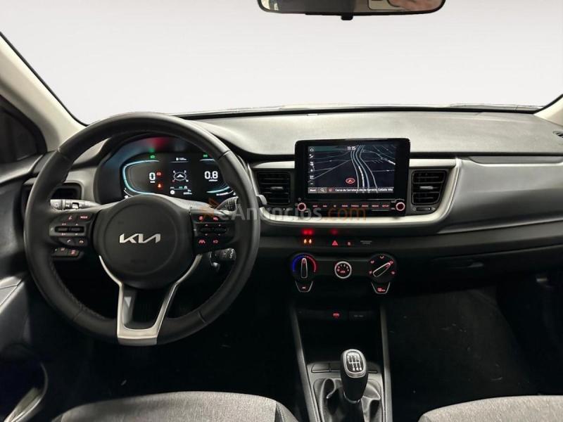 Kia Stonic 1.0 T-GDI MHEV 100 IMT CONCEPT GPS LL16 RADAR AR + CAM