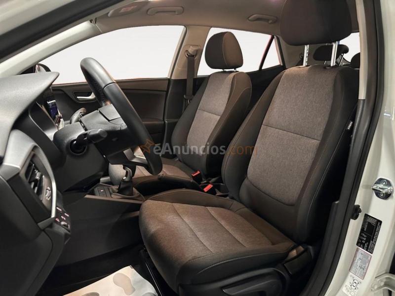 Kia Stonic 1.0 T-GDI MHEV 100 IMT CONCEPT GPS LL16 RADAR AR + CAM