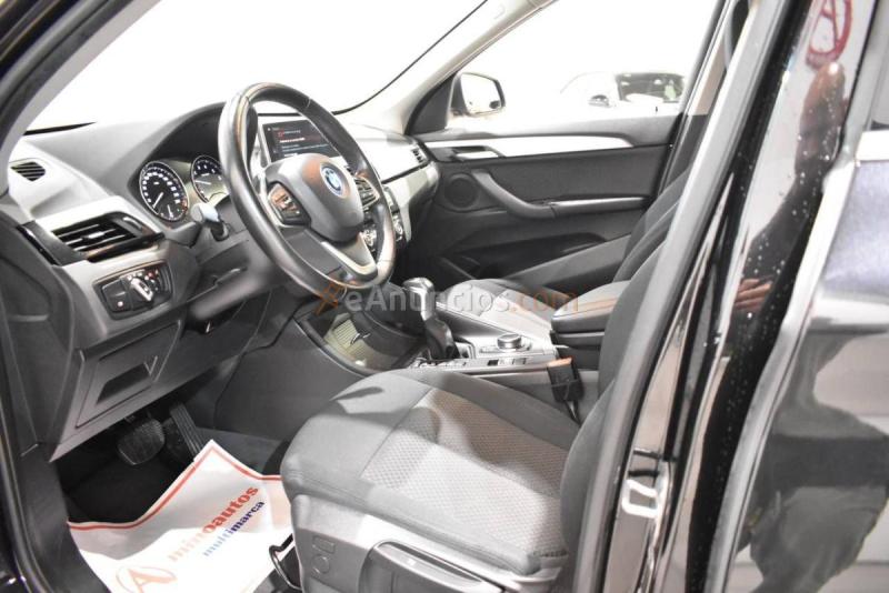BMW X1 XDRIVE25E 220 CV BUSINESS DESIGN 