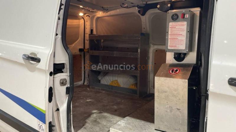 Ford Transit CUSTOM FURGÓN GRÚA L1H1 2.0 ECOBLUE 130 CV TREND CON CESTA ELEVADORA 