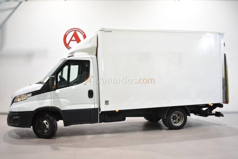 Iveco Daily CHASIS CABINA CARROZADO PAQUETERO CAMIÓN 35C 16H 3450 2.3D 156CV CON PLATAFORMA ELEVADORA Y RUEDA GEMELA 