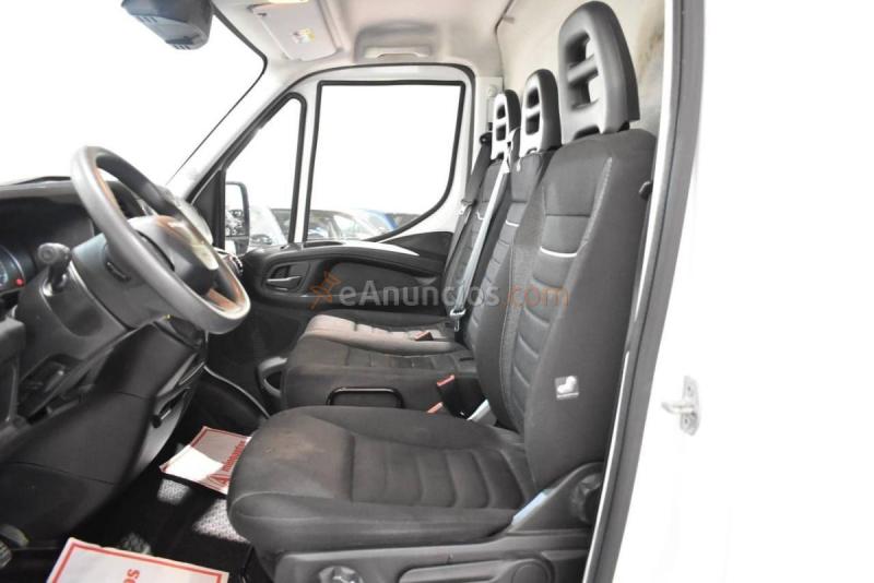 Iveco Daily FURGÓN 3520 35S 16V 2.3TD 156 CV 