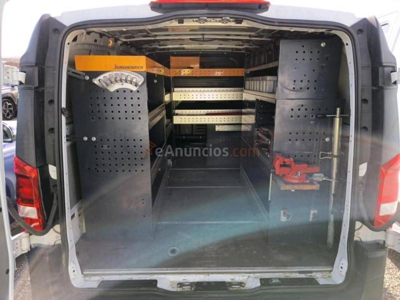 Mercedes Vito FURGÓN TALLER MÓVIL 114 CDI 136 CV LARGA 