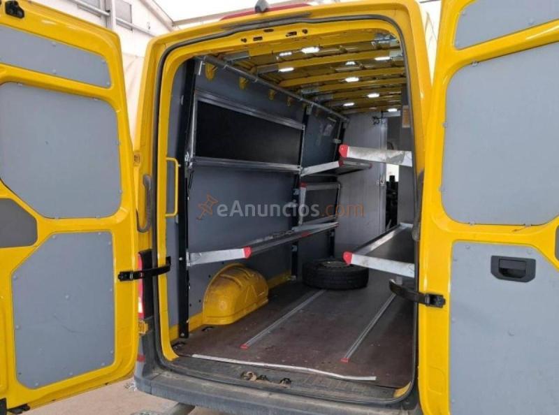 Volkswagen Crafter FURGÓN 35 L4H3 2.0 TDI 140 CV FWD 
