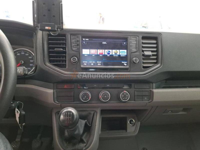 Volkswagen Crafter FURGÓN 35 L4H3 2.0 TDI 140 CV FWD 