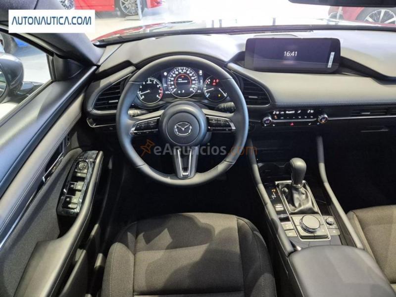 Mazda Mazda3 2.5 E-skyactiv-g Centre-line Aut. 103kw