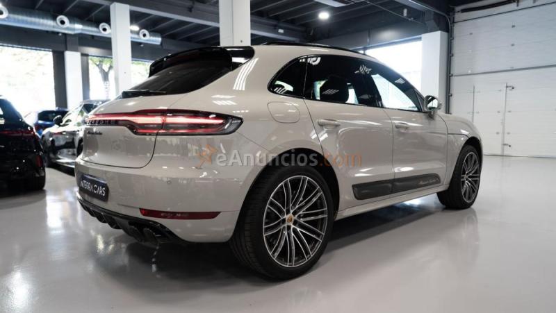 Porsche Macan Turbo