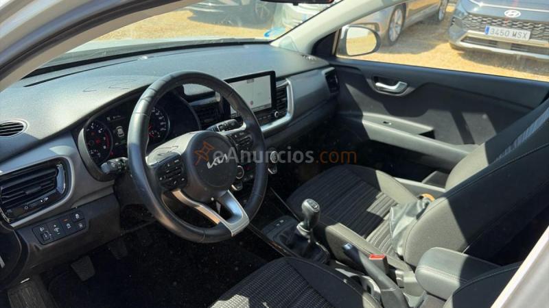 Kia Stonic 1.0 T-GDI MHEV IMT 74KW DRIVE 100 5P