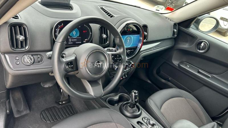 MINI Countryman 2.0 COOPER D 150 5P