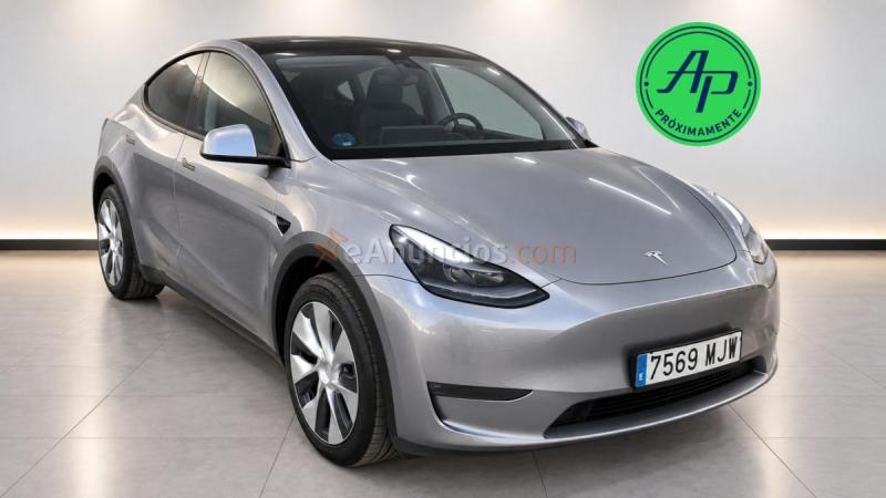Tesla Model Y BEV LONG RANGE 4WD 514 5P