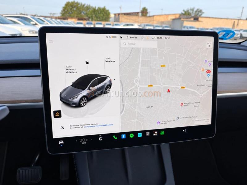 Tesla Model Y BEV LONG RANGE 4WD 514 5P
