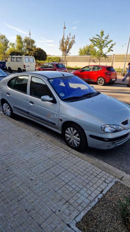 Renault Megane AUTHENTIQUE 1.6 16V 