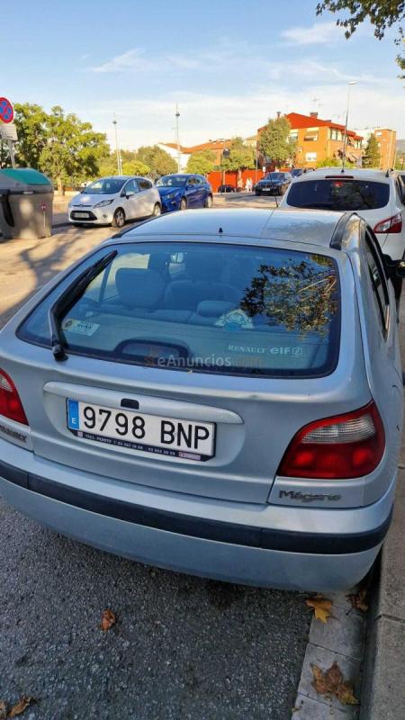 Renault Megane AUTHENTIQUE 1.6 16V 