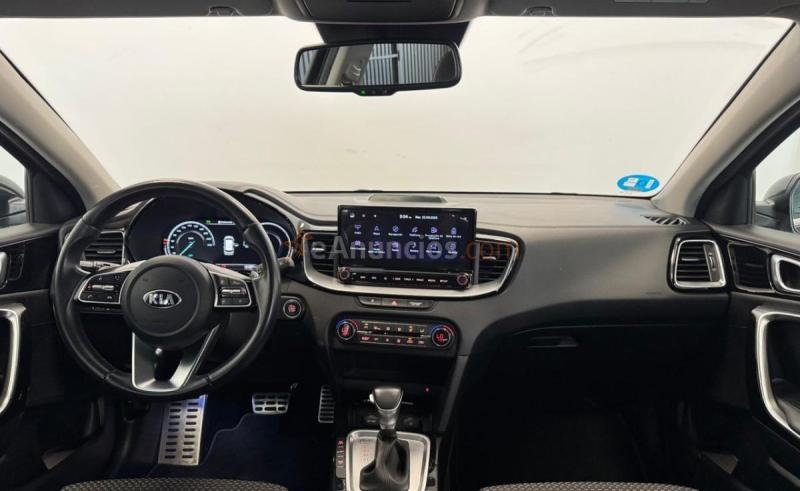 Kia Ceed E-TECH PHEV