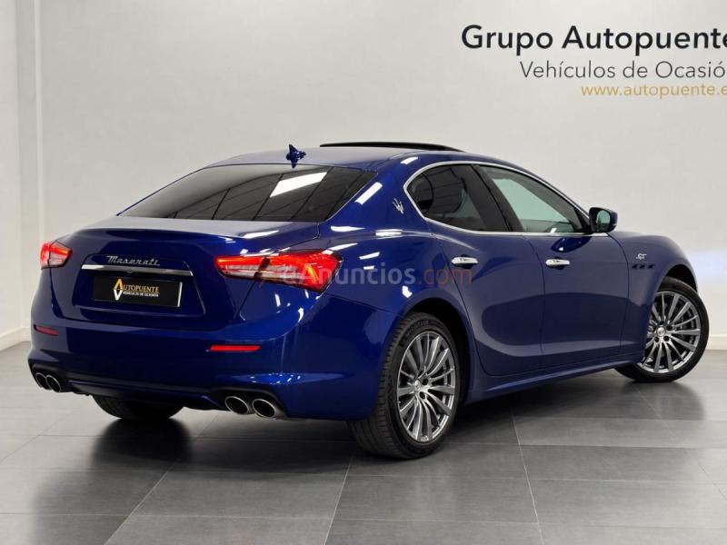 Maserati Ghibli GT L4 330CV