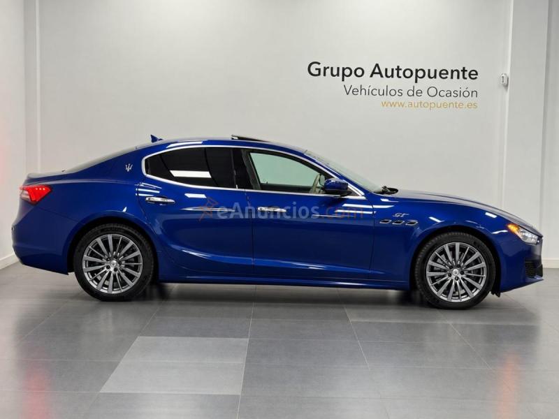 Maserati Ghibli GT L4 330CV
