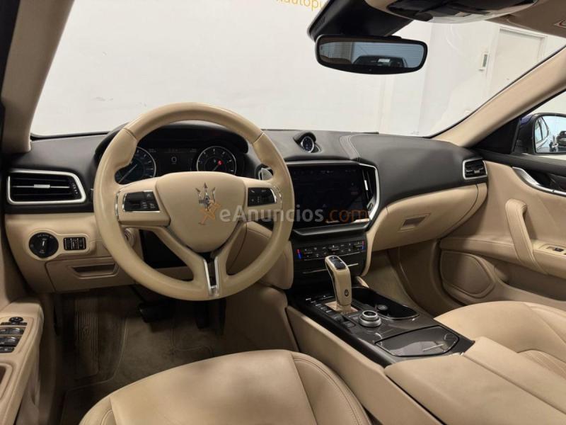 Maserati Ghibli GT L4 330CV