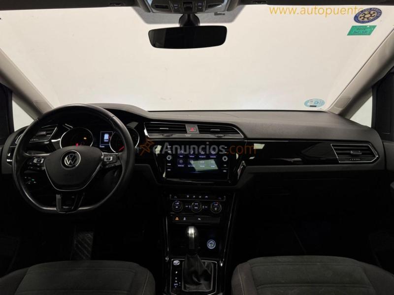 Volkswagen Touran SPORT TDI DSG
