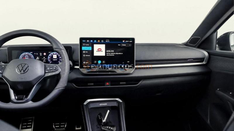 Volkswagen T-Roc R-LINE 1.5 eTSI 110KW DSG