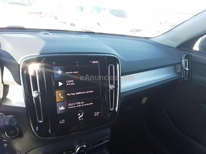 Volvo XC40 1.5 T3 Momentum Pro 