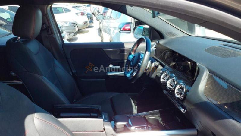 Mercedes GLA GLA 200 D 4MATIC 