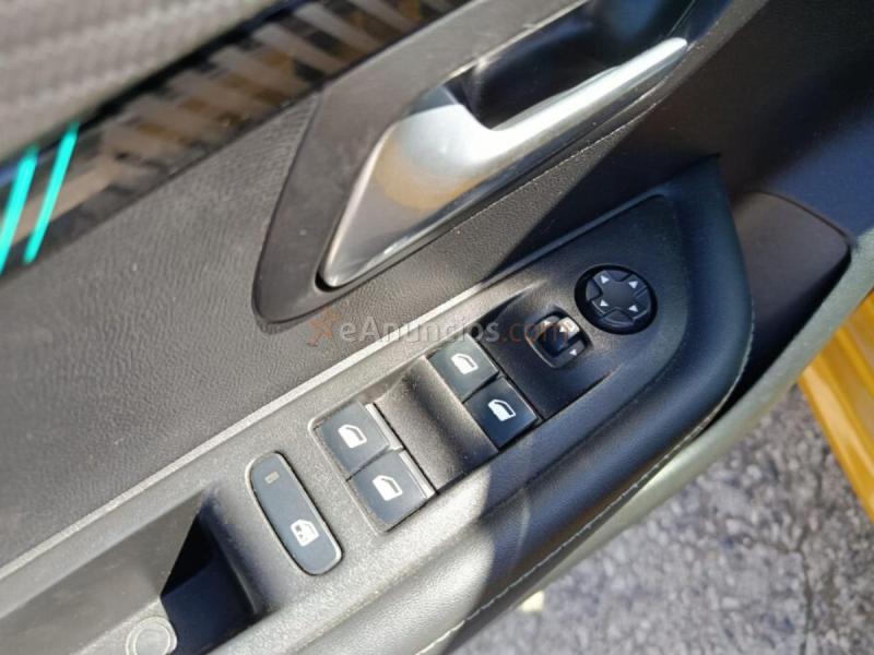 Peugeot 208 PureTech 73kW 100CV EAT8 Allure 