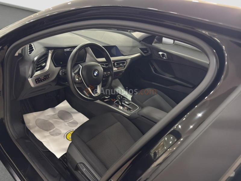 BMW Serie 1 118d Bussines 2.0D 150 c.v