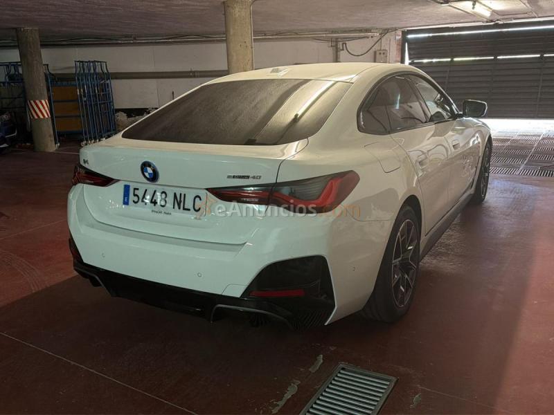 BMW i4 eDrive40 250 kW (340 CV)